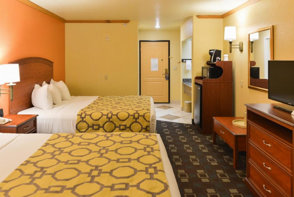 Baymont by Wyndham Garden of the Gods/Colorado Springs