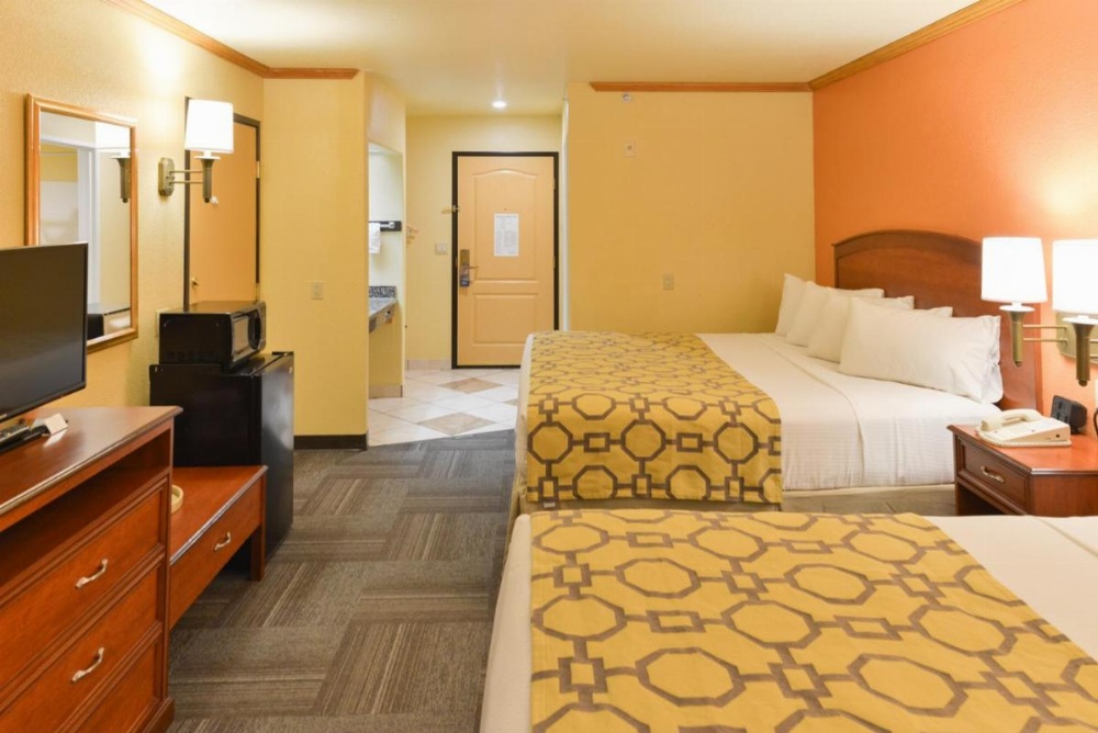 Baymont by Wyndham Garden of the Gods/Colorado Springs